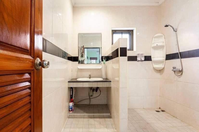 P.P. Rest Pattaya Hotell Ban Huai Yai Eksteriør bilde